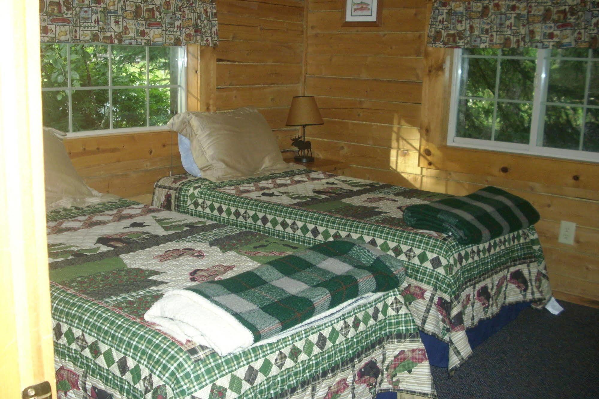 Box Canyon Cabins Сьюард Екстер'єр фото